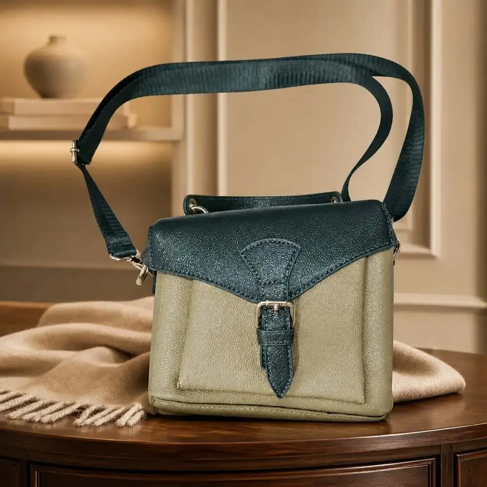 E-IMAGE Two-Tone Green and Beige Camera Shoulder Bag